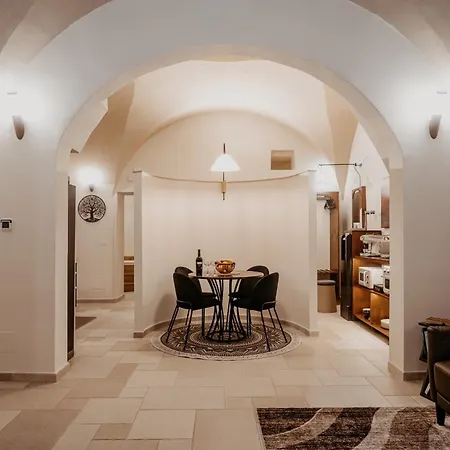 Diomede Luxury Apartament *